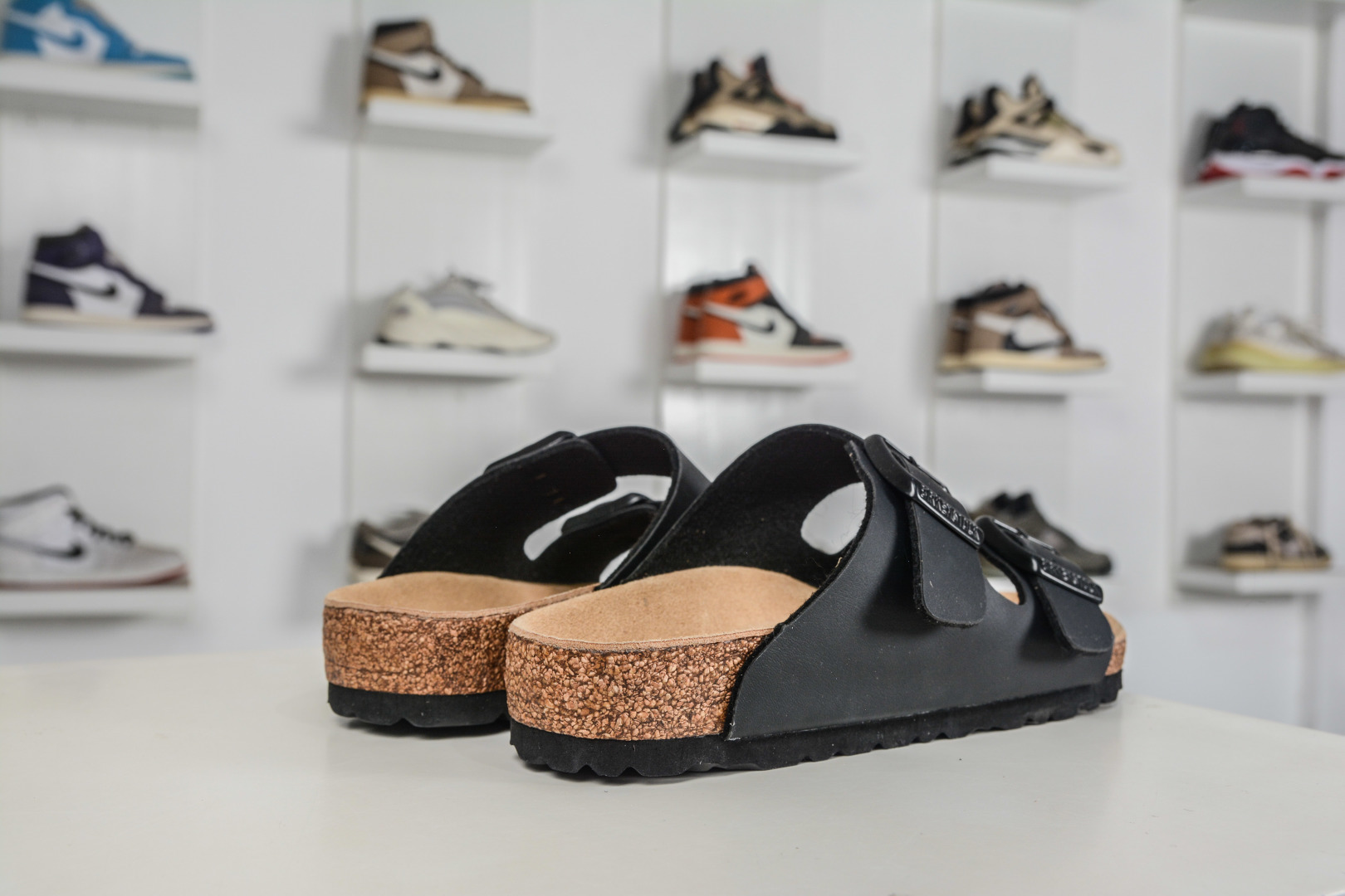 勃肯/博肯 Birkenstock Arizona 双扣拖鞋凉鞋 潮流柔软 舒适 防磨一字拖鞋 0051191 光面皮黑色-Top High Quatity Cheap Sneakers Fashion Clothing Clothes Bags handbags Shoes of all Brand wholesale With The best Quality And Beautiful Price from China Factory Chinese suppliers wholesaler seller 勃肯/博肯 Birkenstock Arizona 双扣拖鞋凉鞋 潮流柔软 舒适 防磨一字拖鞋 0051191 光面皮黑色