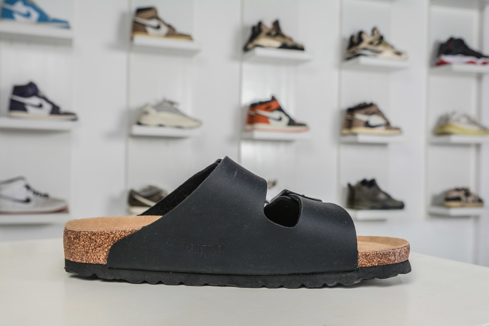 勃肯/博肯 Birkenstock Arizona 双扣拖鞋凉鞋 潮流柔软 舒适 防磨一字拖鞋 0051191 光面皮黑色-Top High Quatity Cheap Sneakers Fashion Clothing Clothes Bags handbags Shoes of all Brand wholesale With The best Quality And Beautiful Price from China Factory Chinese suppliers wholesaler seller 勃肯/博肯 Birkenstock Arizona 双扣拖鞋凉鞋 潮流柔软 舒适 防磨一字拖鞋 0051191 光面皮黑色