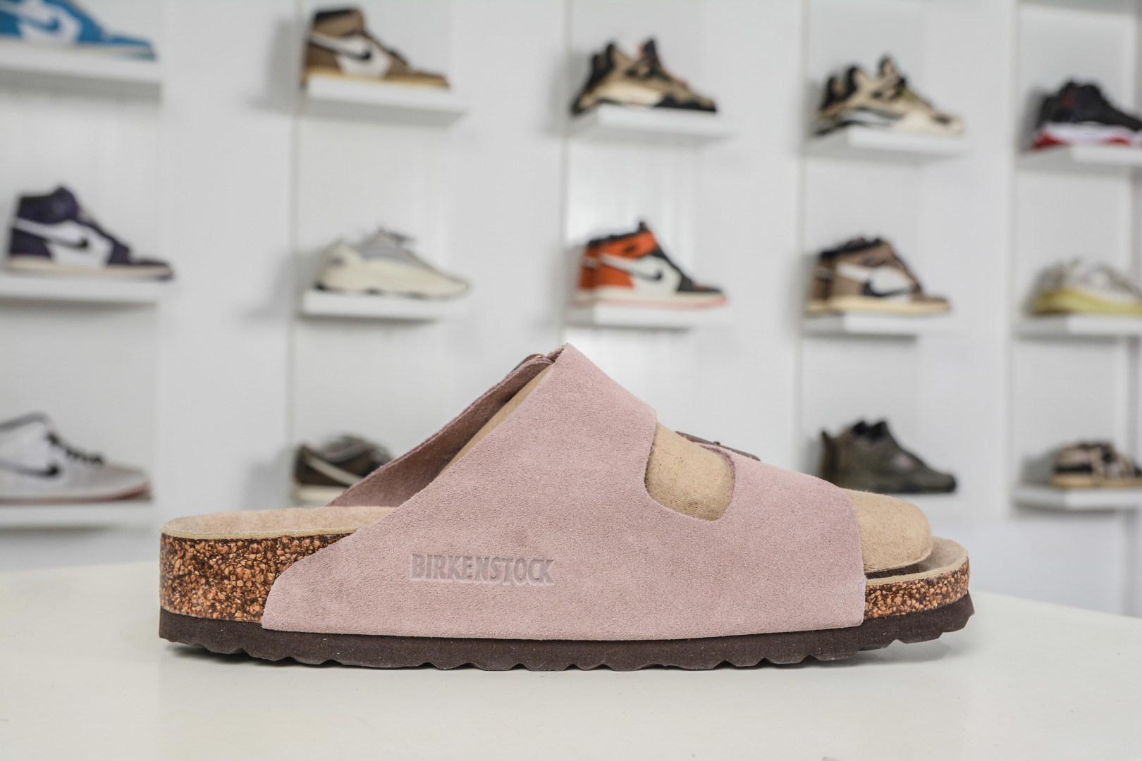 勃肯/博肯 Birkenstock Arizona 双扣拖鞋凉鞋 潮流柔软 舒适 防磨一字拖鞋 00951321 粉-Top High Quatity Cheap Sneakers Fashion Clothing Clothes Bags handbags Shoes of all Brand wholesale With The best Quality And Beautiful Price from China Factory Chinese suppliers wholesaler seller 勃肯/博肯 Birkenstock Arizona 双扣拖鞋凉鞋 潮流柔软 舒适 防磨一字拖鞋 00951321 粉