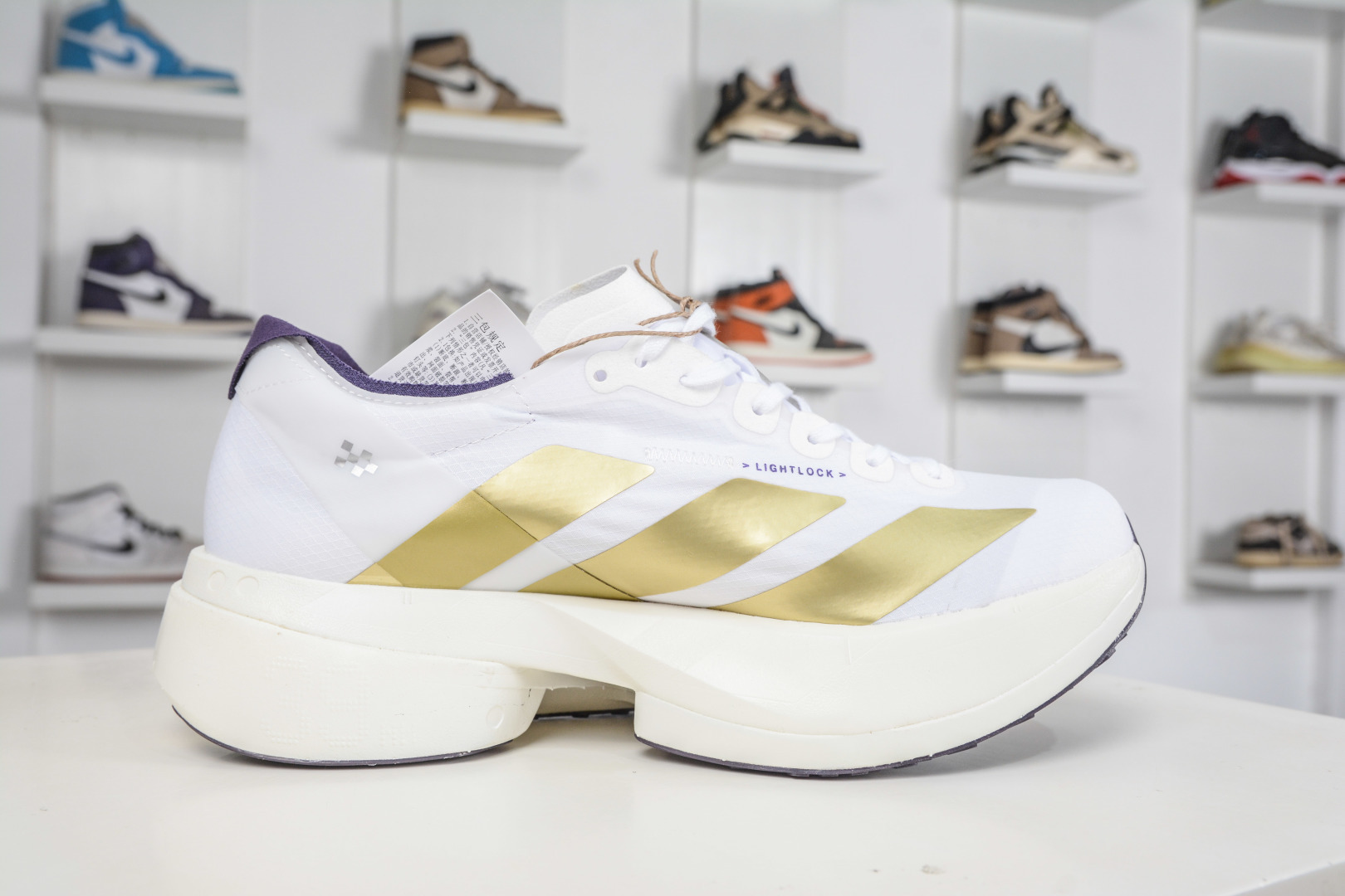 adidas Adizero Adios Pro 4 阿迪达斯马拉松跑步鞋 香港配色白金 KH6359-Top High Quatity Cheap Sneakers Fashion Clothing Clothes Bags handbags Shoes of all Brand wholesale With The best Quality And Beautiful Price from China Factory Chinese suppliers wholesaler seller adidas Adizero Adios Pro 4 阿迪达斯马拉松跑步鞋 香港配色白金 KH6359