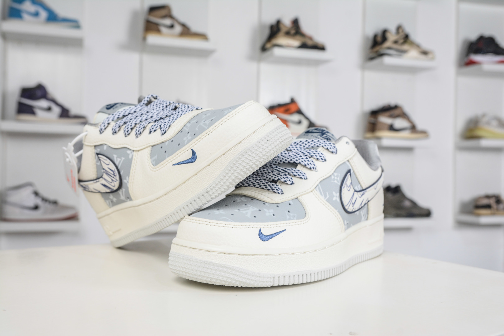 Nike Air Force 1 Low 07 x Louis Vuitton LV联名-白灰 SS1979-015-Top High Quatity Cheap Sneakers Fashion Clothing Clothes Bags handbags Shoes of all Brand wholesale With The best Quality And Beautiful Price from China Factory Chinese suppliers wholesaler seller Nike Air Force 1 Low 07 x Louis Vuitton LV联名-白灰 SS1979-015