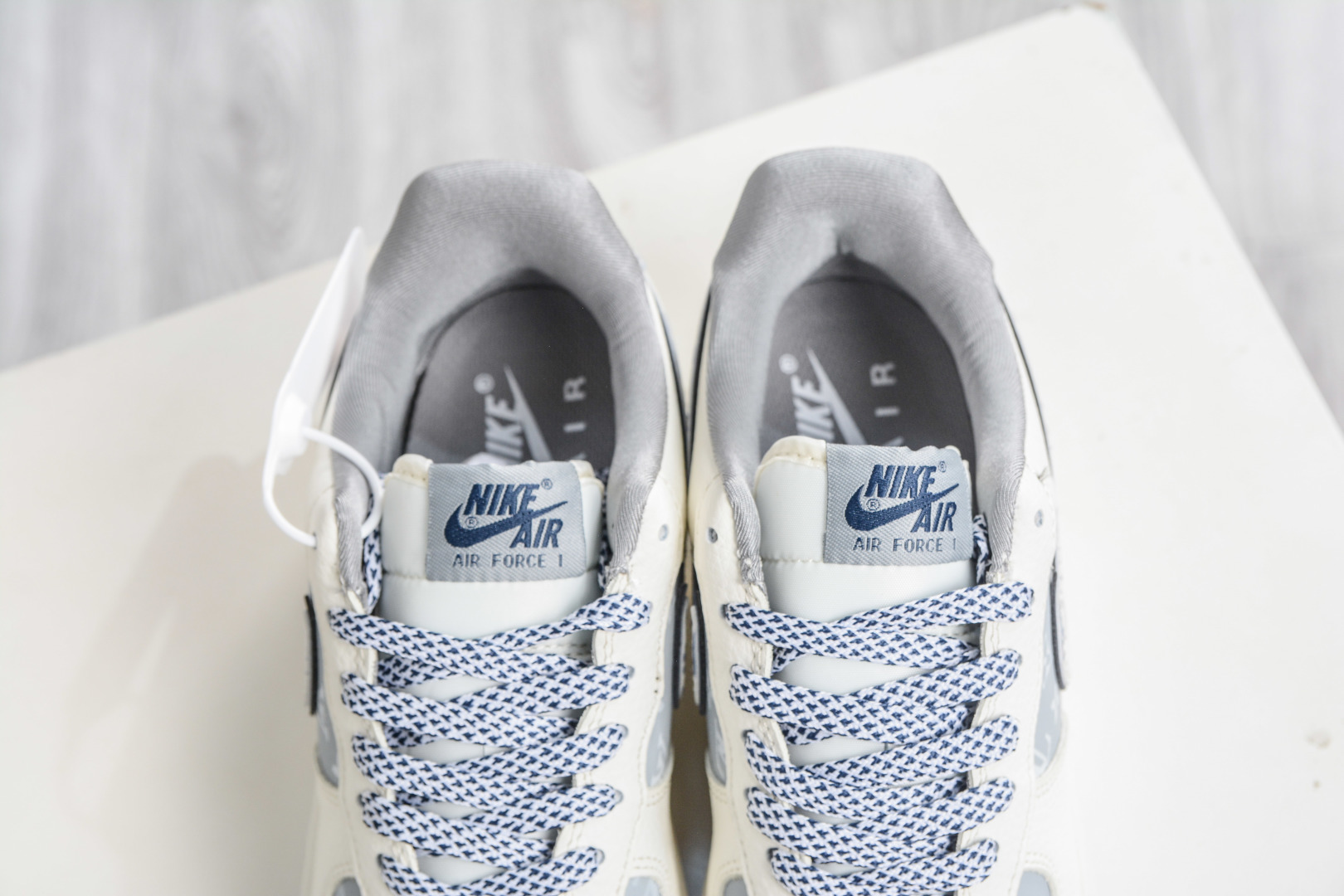 Nike Air Force 1 Low 07 x Louis Vuitton LV联名-白灰 SS1979-015-Top High Quatity Cheap Sneakers Fashion Clothing Clothes Bags handbags Shoes of all Brand wholesale With The best Quality And Beautiful Price from China Factory Chinese suppliers wholesaler seller Nike Air Force 1 Low 07 x Louis Vuitton LV联名-白灰 SS1979-015