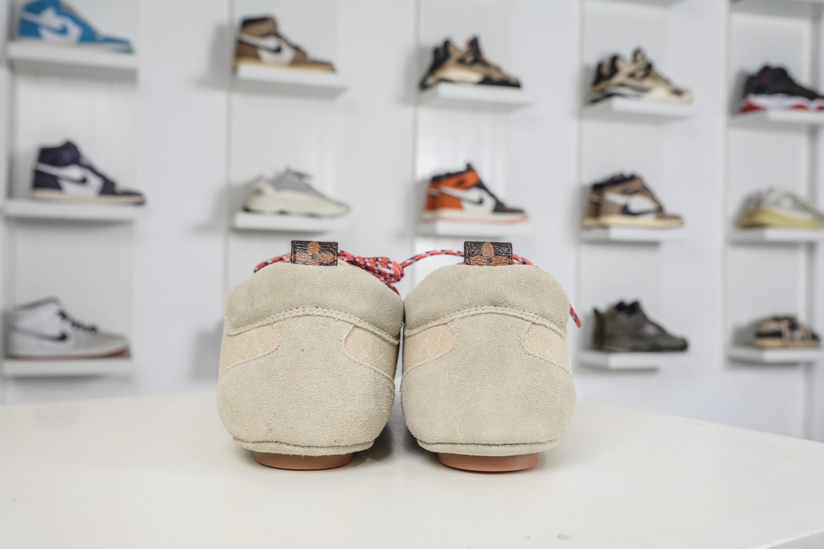 2026早春发布新款LOUIS VUITTON SneaKerina 德训鞋 芭蕾舞鞋-Top High Quatity Cheap Sneakers Fashion Clothing Clothes Bags handbags Shoes of all Brand wholesale With The best Quality And Beautiful Price from China Factory Chinese suppliers wholesaler seller 2026早春发布新款LOUIS VUITTON SneaKerina 德训鞋 芭蕾舞鞋