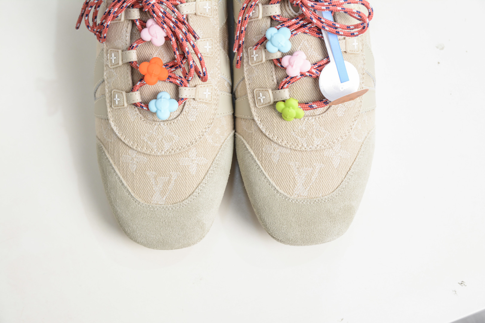 2026早春发布新款LOUIS VUITTON SneaKerina 德训鞋 芭蕾舞鞋-Top High Quatity Cheap Sneakers Fashion Clothing Clothes Bags handbags Shoes of all Brand wholesale With The best Quality And Beautiful Price from China Factory Chinese suppliers wholesaler seller 2026早春发布新款LOUIS VUITTON SneaKerina 德训鞋 芭蕾舞鞋