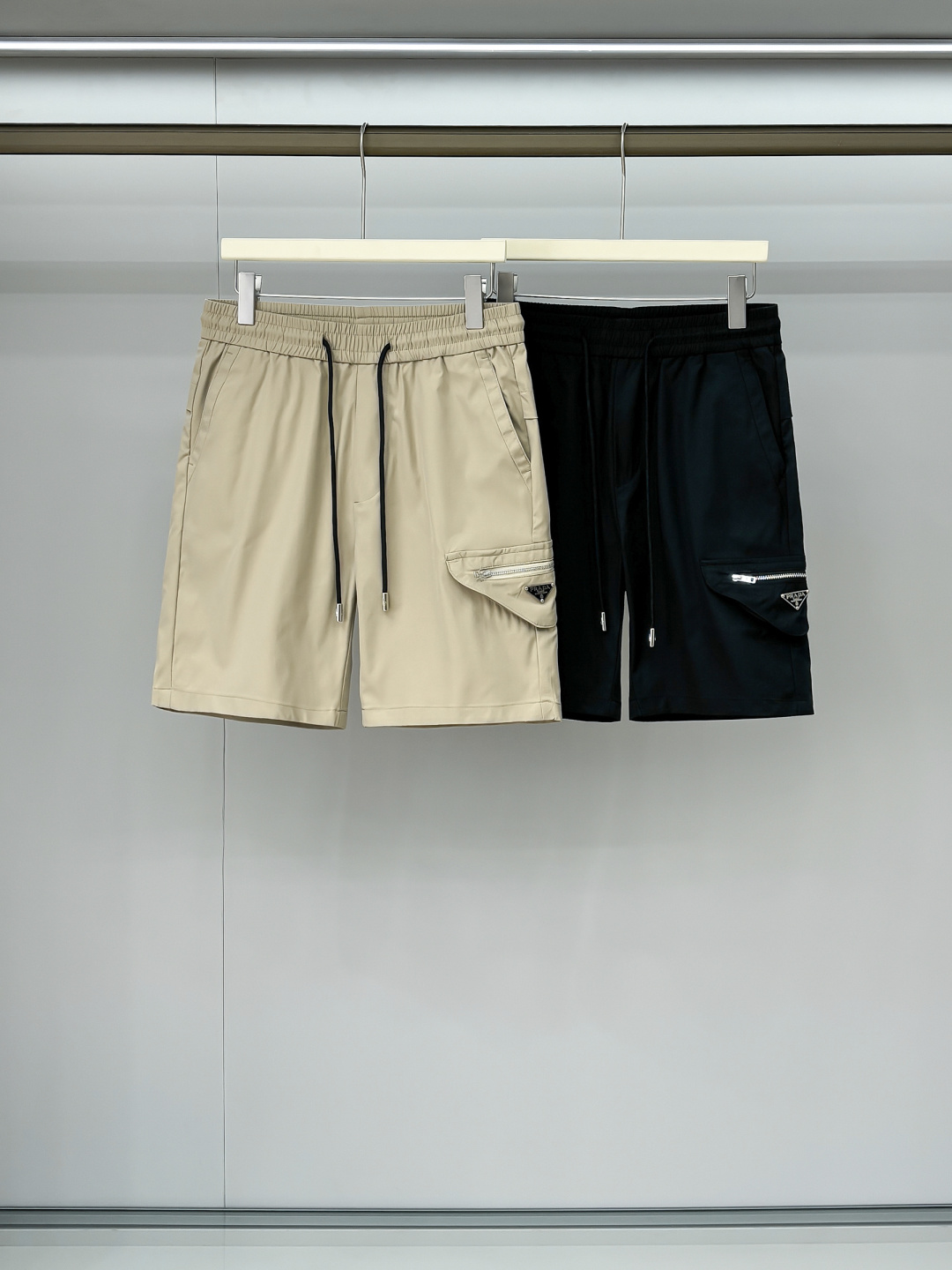NO:162591,PD# 2025 Spring and Summer Latest Casual Shorts 1:1 Top Replica of the Counter, Full Quality!  A must-have item for trendy people!  Old iron who knows the goods quickly starts with the color black apricot size M~3XL, shorts, alexander wang19860909PD# 2025春夏最新休闲短裤 专柜1:1顶级复刻,全品相！潮人必备单品！懂货的老铁赶紧下手 颜色黑色 杏色 尺码M~3XL,,shorts,alexander wang,Men's clothing