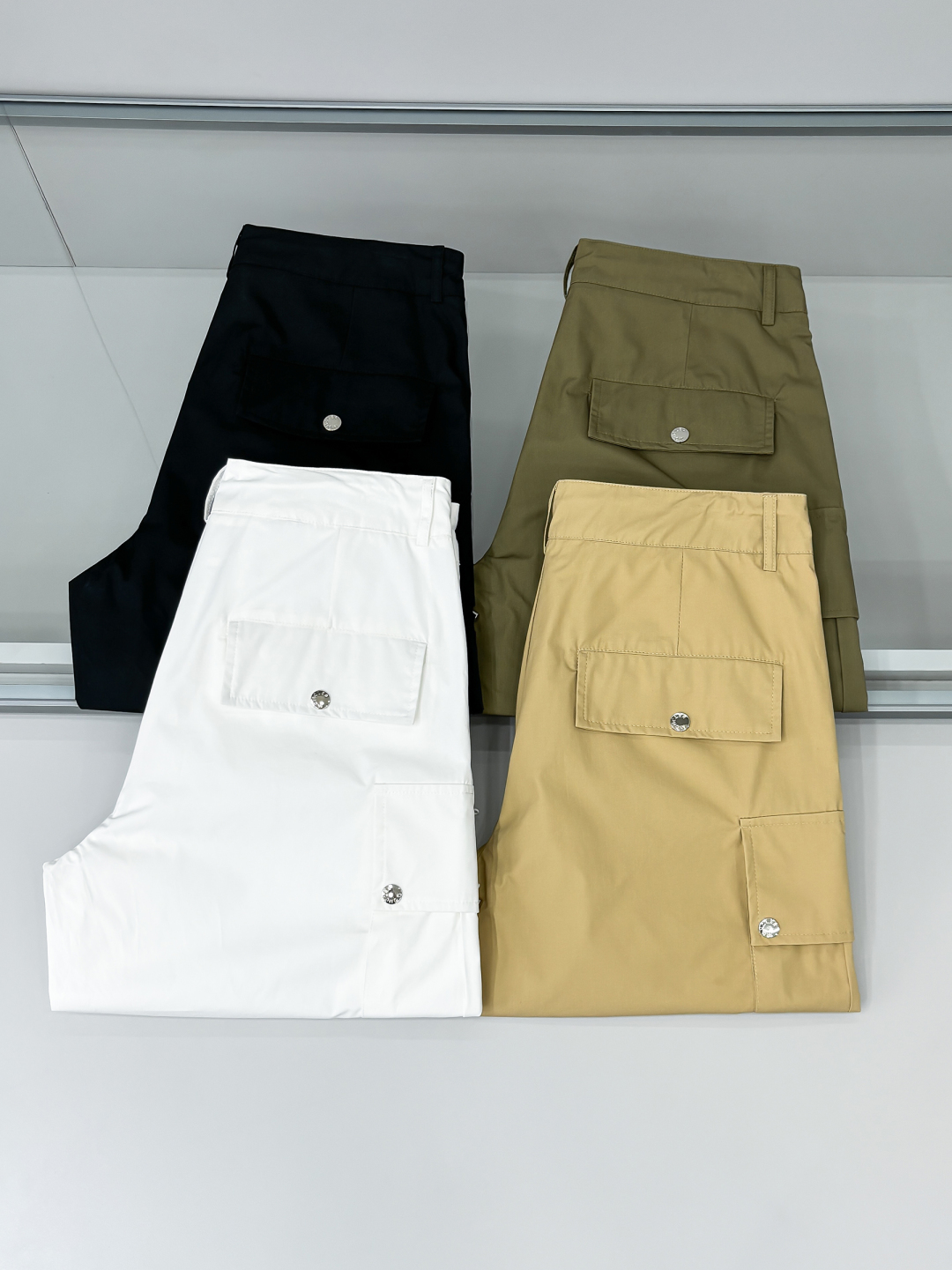 Moncler Inspired Cargo Shorts: Stylish, Comfortable, and High-Quality Fabric 6 cmp i1743772582232 4002 0 1