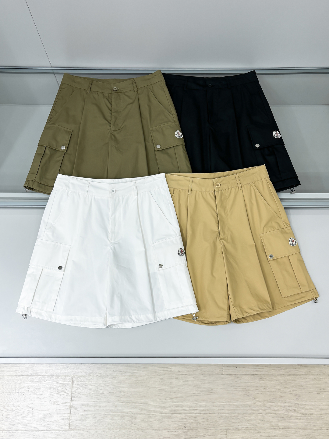 Moncler Inspired Cargo Shorts: Stylish, Comfortable, and High-Quality Fabric 3 cmp i1743772583024 687 0 4