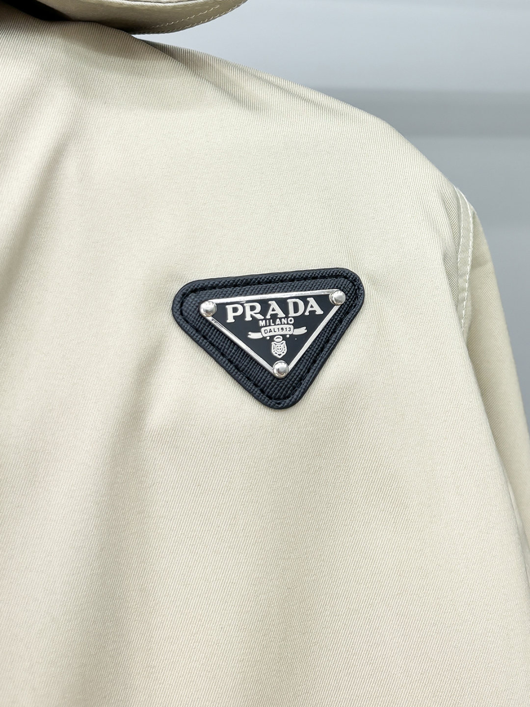 P普家25SS夏季新品时尚潮流短袖外套，百搭上身效果。一营造欧美雅致运动风尚，超级百搭超级耐看的绝佳春季