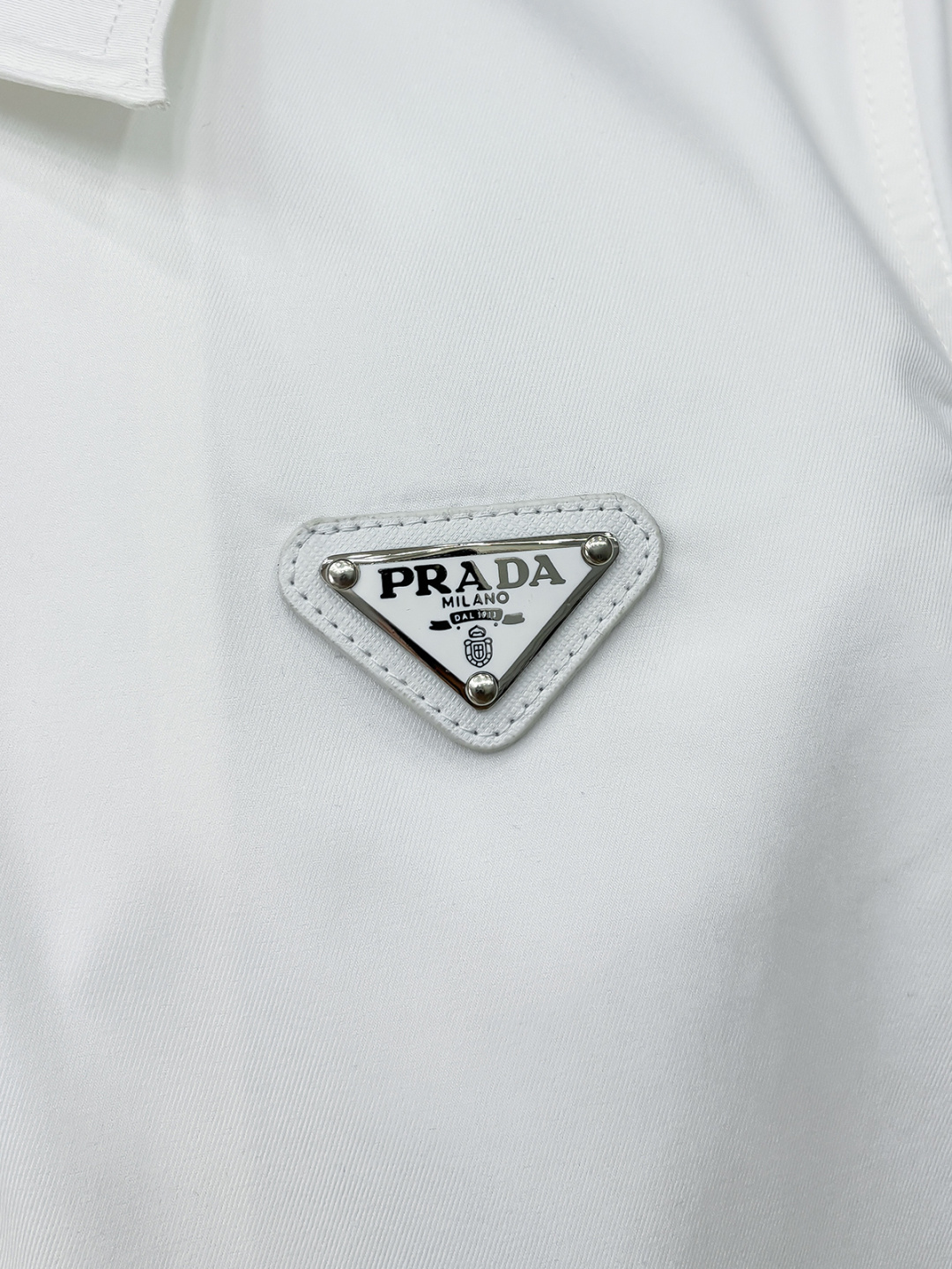 P普家25SS夏季新品时尚潮流短袖外套，百搭上身效果。一营造欧美雅致运动风尚，超级百搭超级耐看的绝佳春季