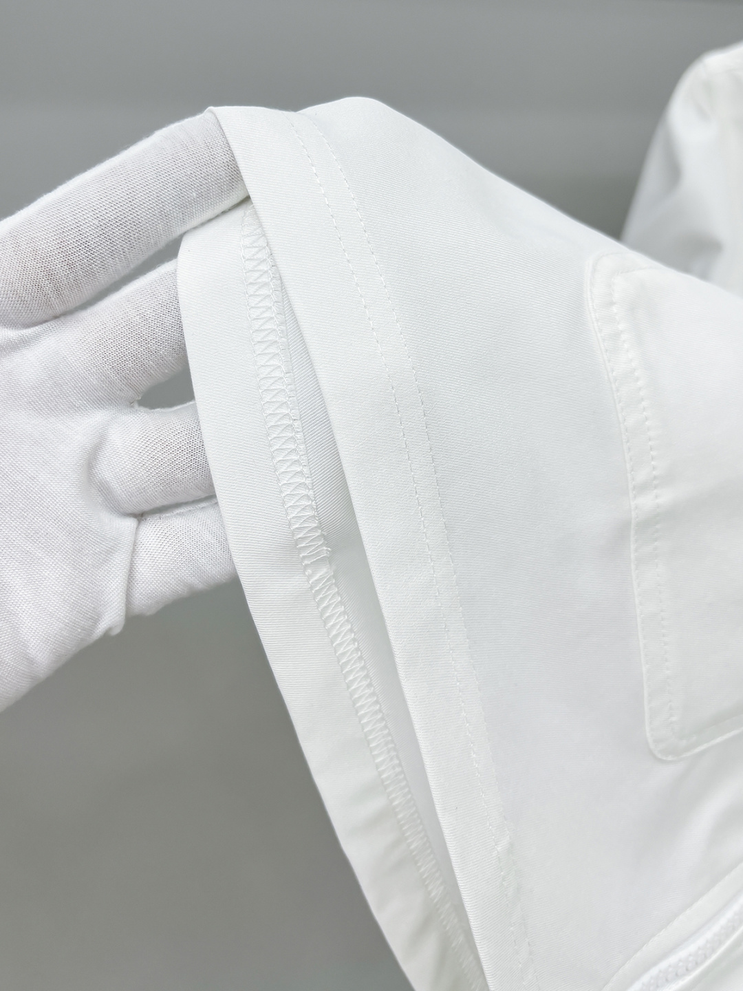 P普家25SS夏季新品时尚潮流短袖外套，百搭上身效果。一营造欧美雅致运动风尚，超级百搭超级耐看的绝佳春季