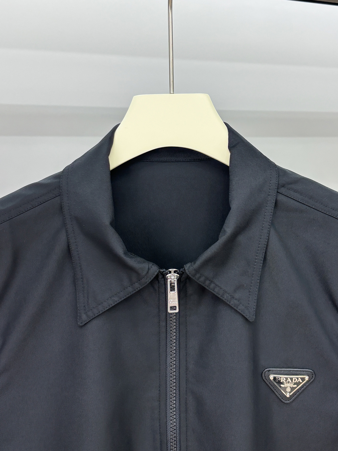 P普家25SS夏季新品时尚潮流短袖外套，百搭上身效果。一营造欧美雅致运动风尚，超级百搭超级耐看的绝佳春季