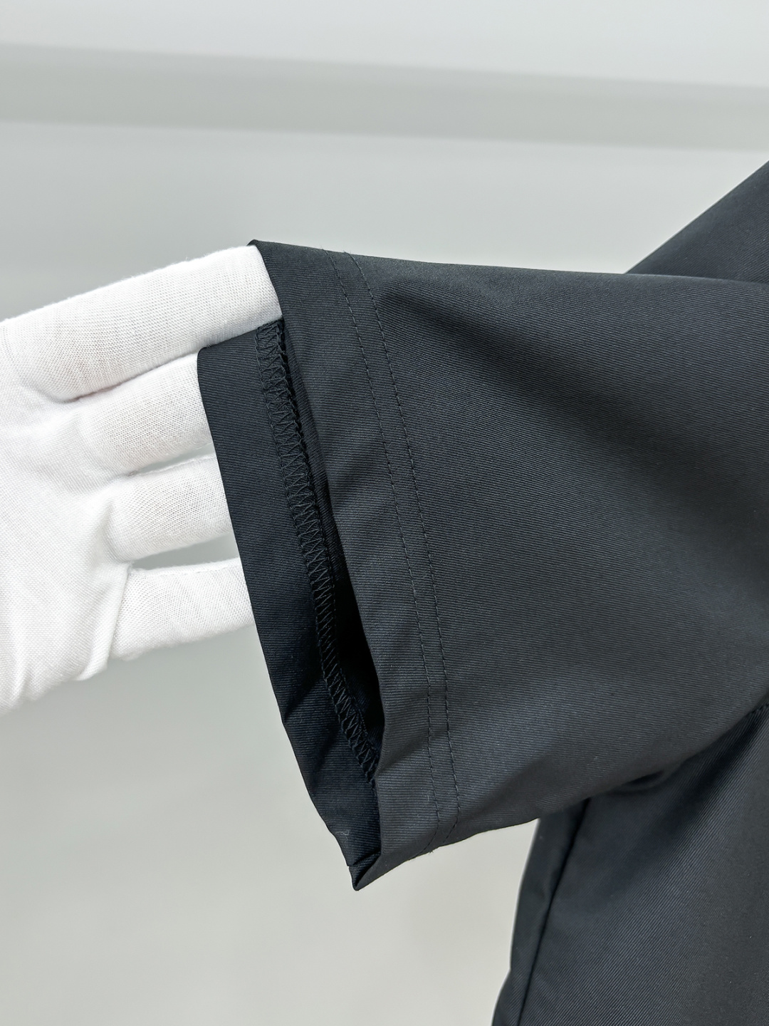 P普家25SS夏季新品时尚潮流短袖外套，百搭上身效果。一营造欧美雅致运动风尚，超级百搭超级耐看的绝佳春季