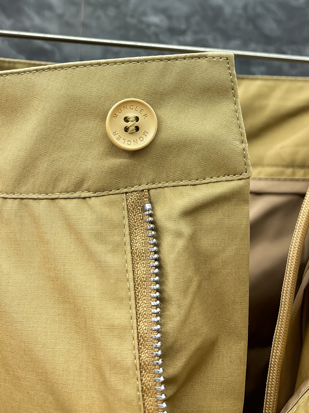 moncler män ss MONCLE* New Arrival logotyp — photo 3