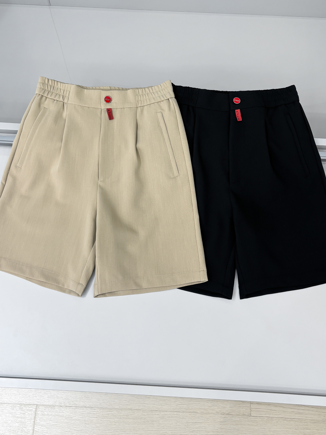 Kiton Casual Shorts: Spring/Summer Collection - Comfortable & Stylish 7 cmp i1746281959676 597 0 5