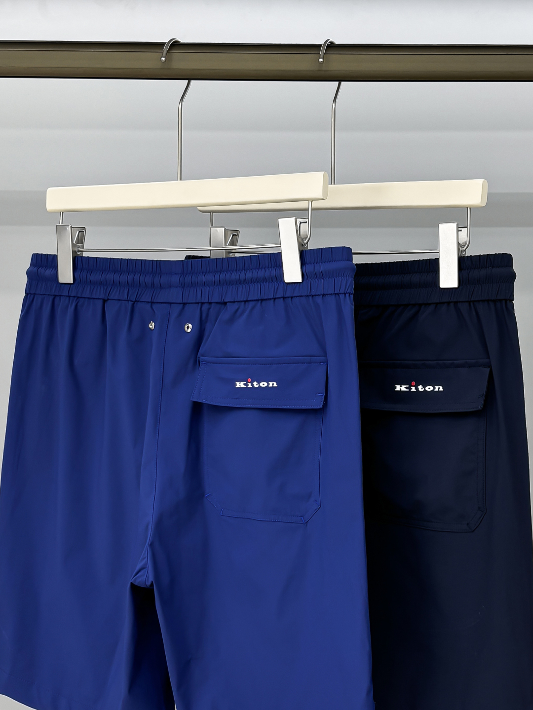 Kito Spring/Summer Classic Shorts - Elastic Drawstring Waist, Brand Logo Detail 9 cmp i1746282081040 311 0 4