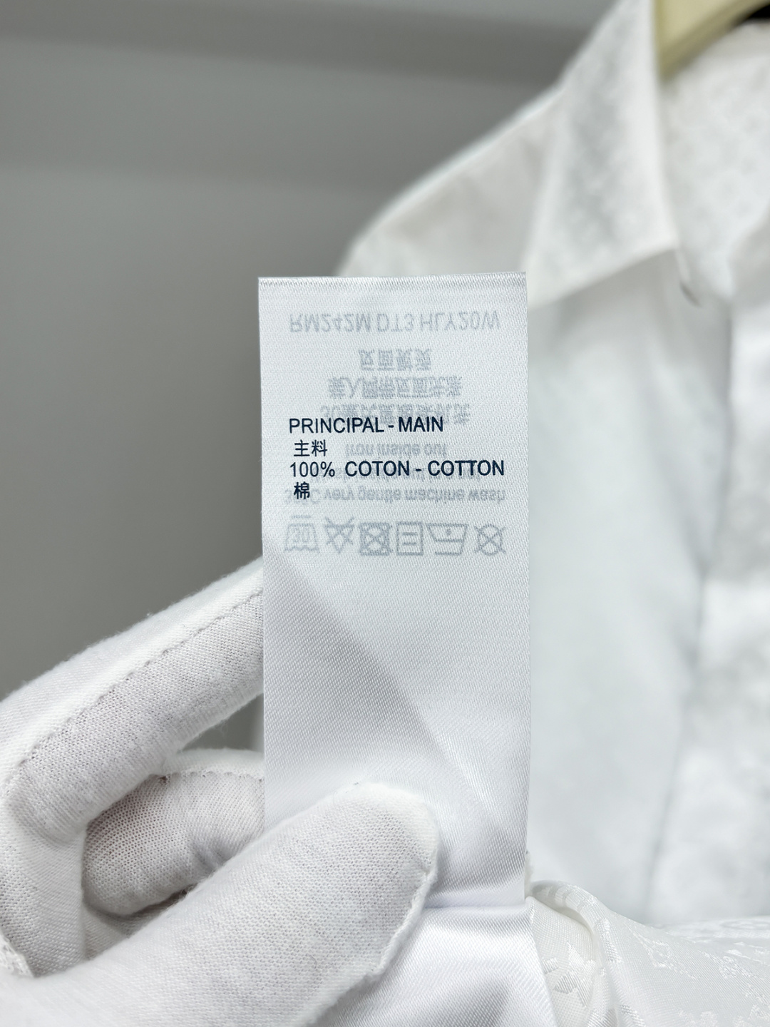 驴牌原单男士高级时装长袖衬衫，贸易公司洋行货，高端白金级臻品，奢侈限量版，纯正血统品质！驴家的东西无需质