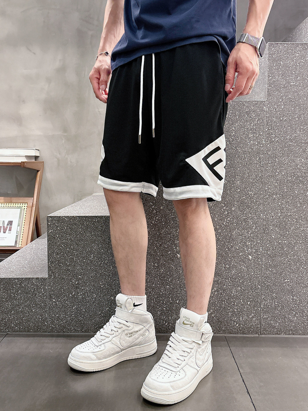 NO:469053,F Home New Summer Men's Shorts, High-end Custom Mesh Fabric Breathable and Elastic, Extremely Comfortable, Improper Details, Top Accessories, Delicate and Soft Hands! Excellent Size: M-XXXL,,fendi, shorts, alexander wang19860909F家 夏季新款男士休闲短裤,高级定制网孔面料透气弹力大 舒适度极高,细节无可挑剔,顶级辅料配备,手感细腻柔软!上身版型超赞! 尺码:M-XXXL,,fendi,shorts,alexander wang,Men's clothing