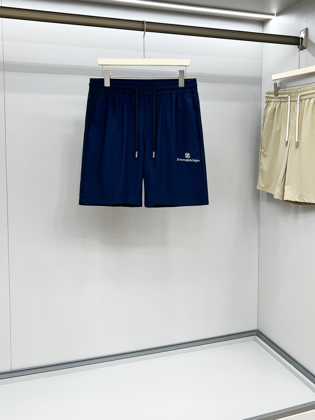 Z Zegna Men's Reflective Logo Summer Outdoor Shorts - Original Design 2 cmp i1748519785306 302 0 1