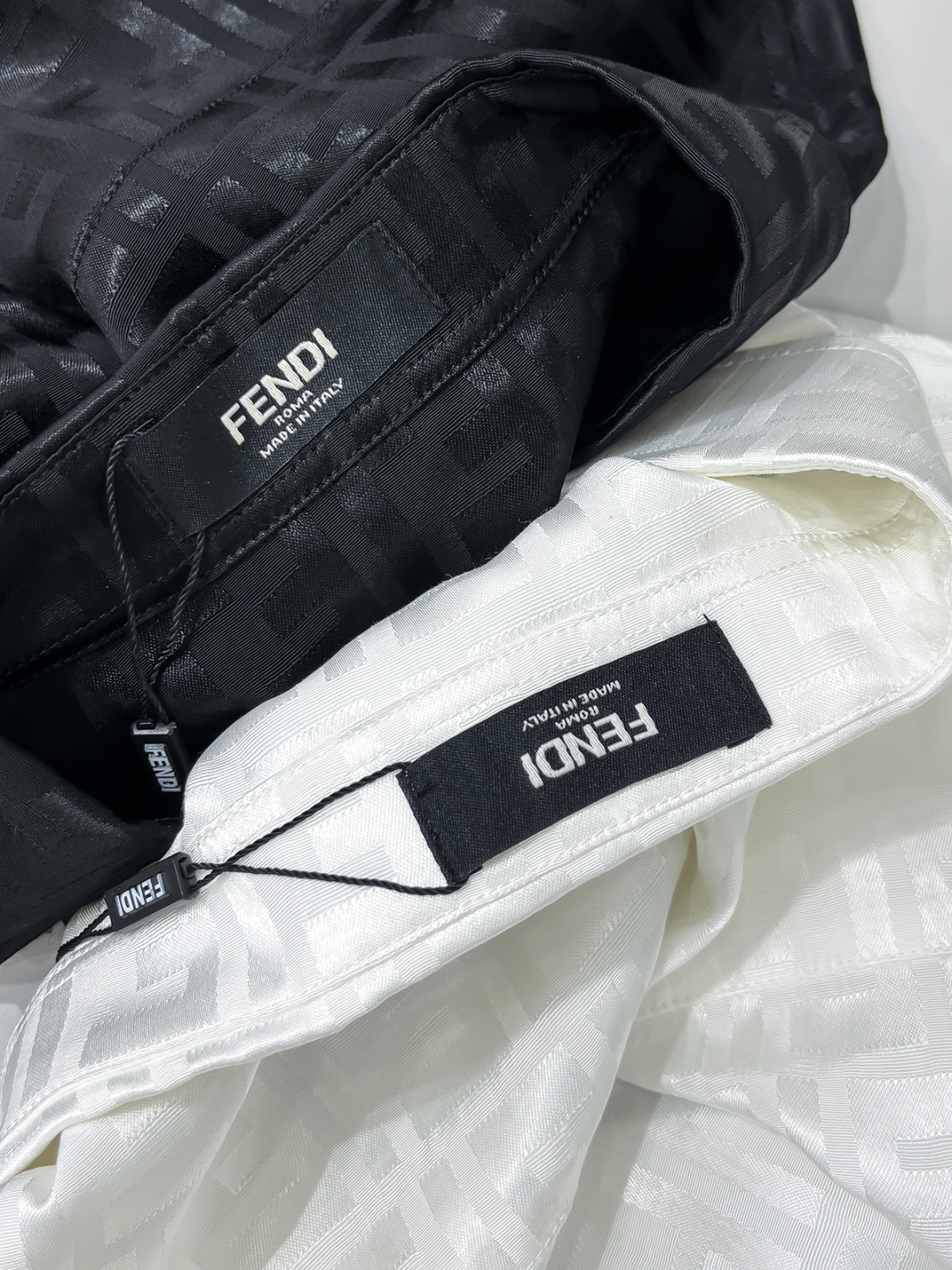 合照细节 2025 FE🔥爆款来袭 经典满印双F字母提花衬衫 2精美提花Logo 高端版本，专柜定制面料