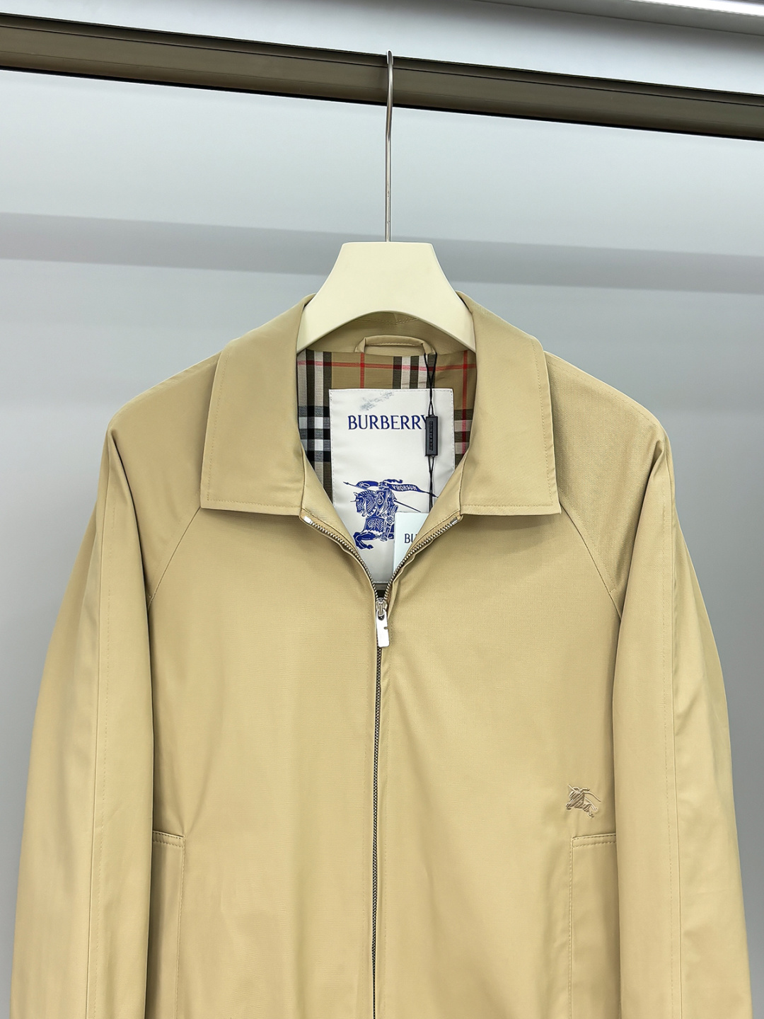 Bur （高版本领口最新大标）（对版版本）2025FW早秋新款发布❤️巴宝莉翻领夹克外套，秋季爆款外套，