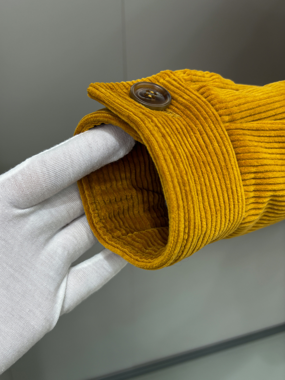 FW2025男女同款Miu缪最美灯芯绒翻领夹克外套 logo字母贴布夹克外套 真的是太懂时尚了#男孩阵营