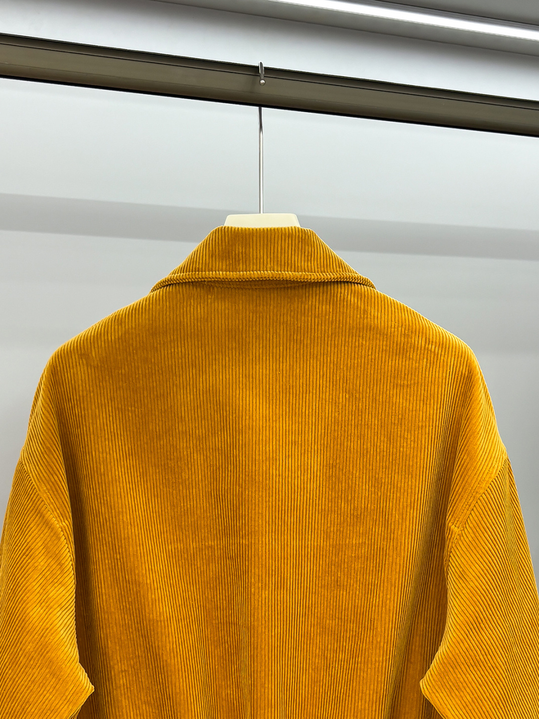 FW2025男女同款Miu缪最美灯芯绒翻领夹克外套 logo字母贴布夹克外套 真的是太懂时尚了#男孩阵营