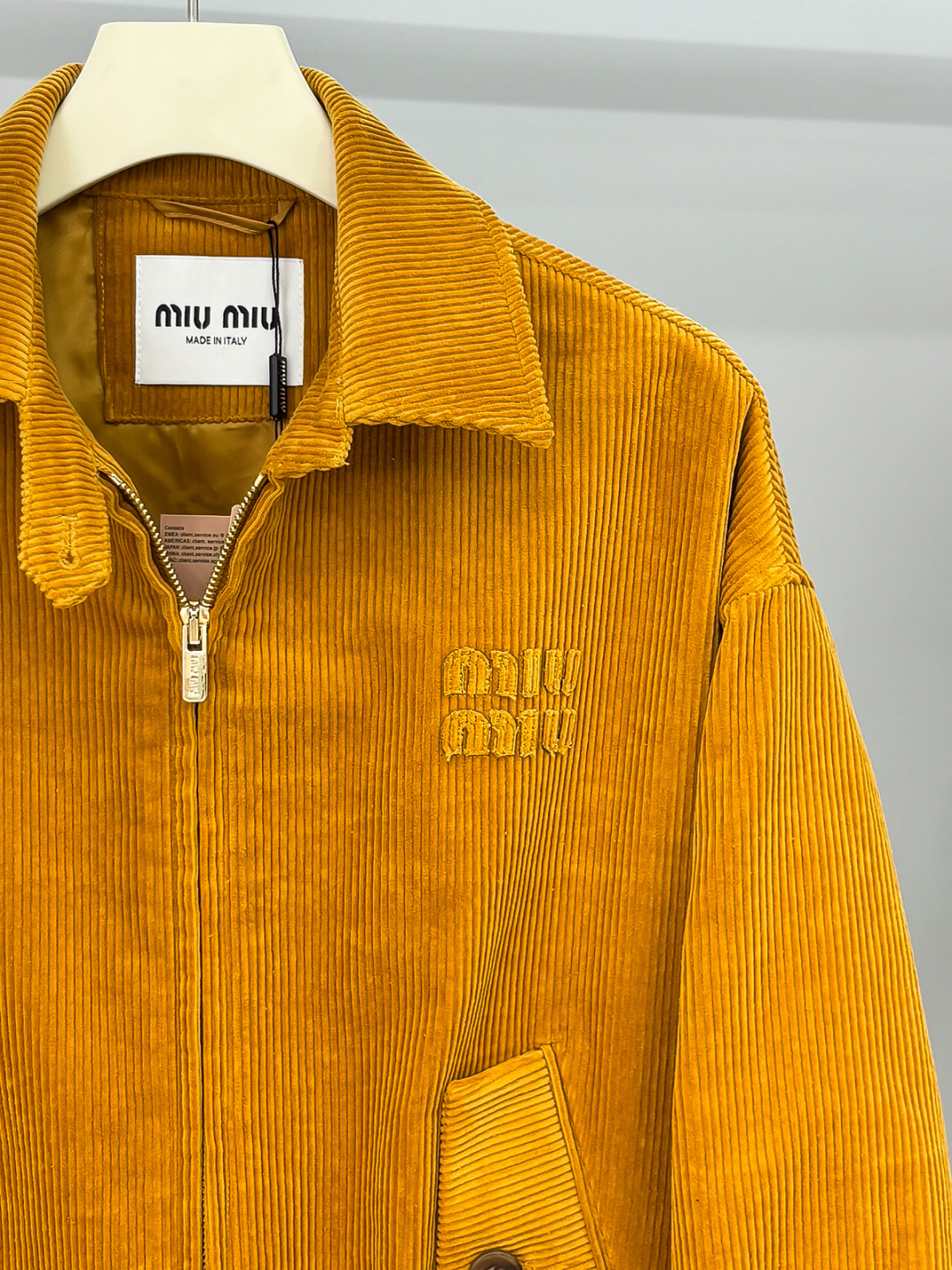 FW2025男女同款Miu缪最美灯芯绒翻领夹克外套 logo字母贴布夹克外套 真的是太懂时尚了#男孩阵营