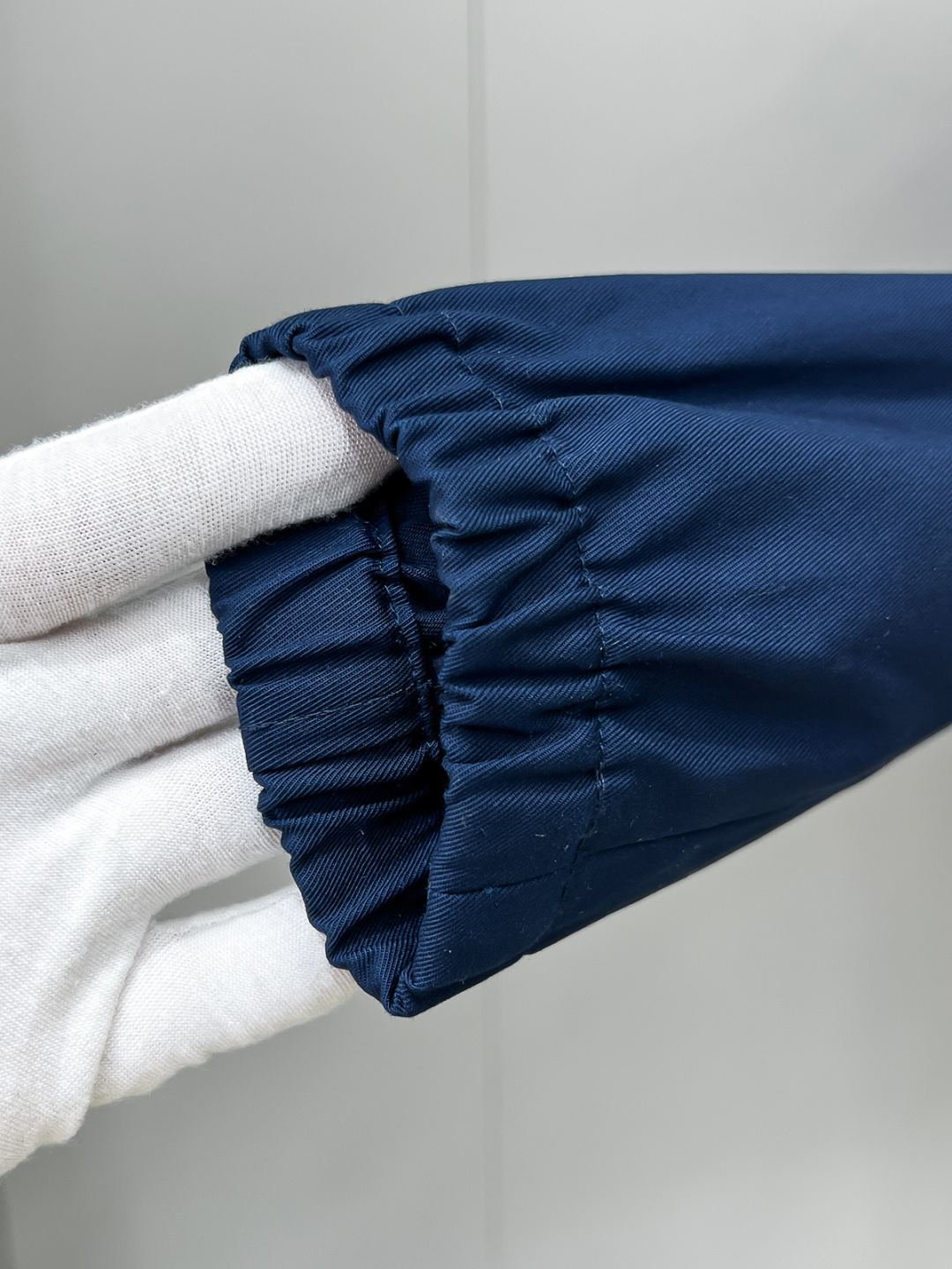 合照细节 经典与创新的碰撞，Kiton翻领夹克外套Kiton夹克的独特设计和高品质，使穿着者在人群中更加