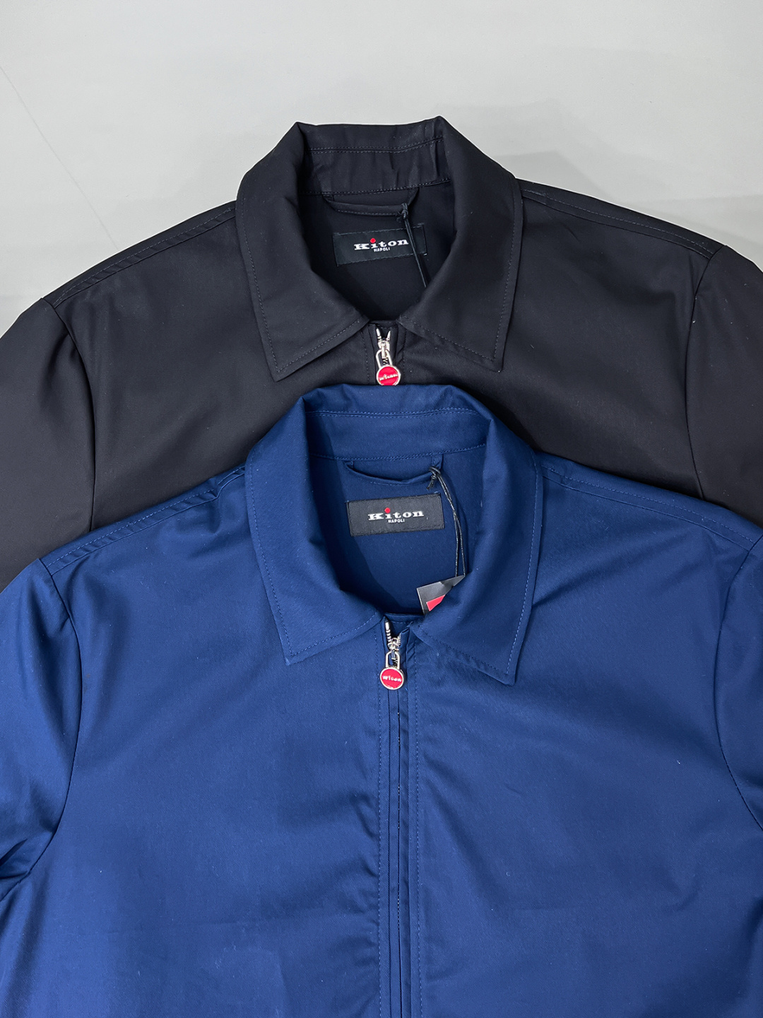 合照细节 经典与创新的碰撞，Kiton翻领夹克外套Kiton夹克的独特设计和高品质，使穿着者在人群中更加