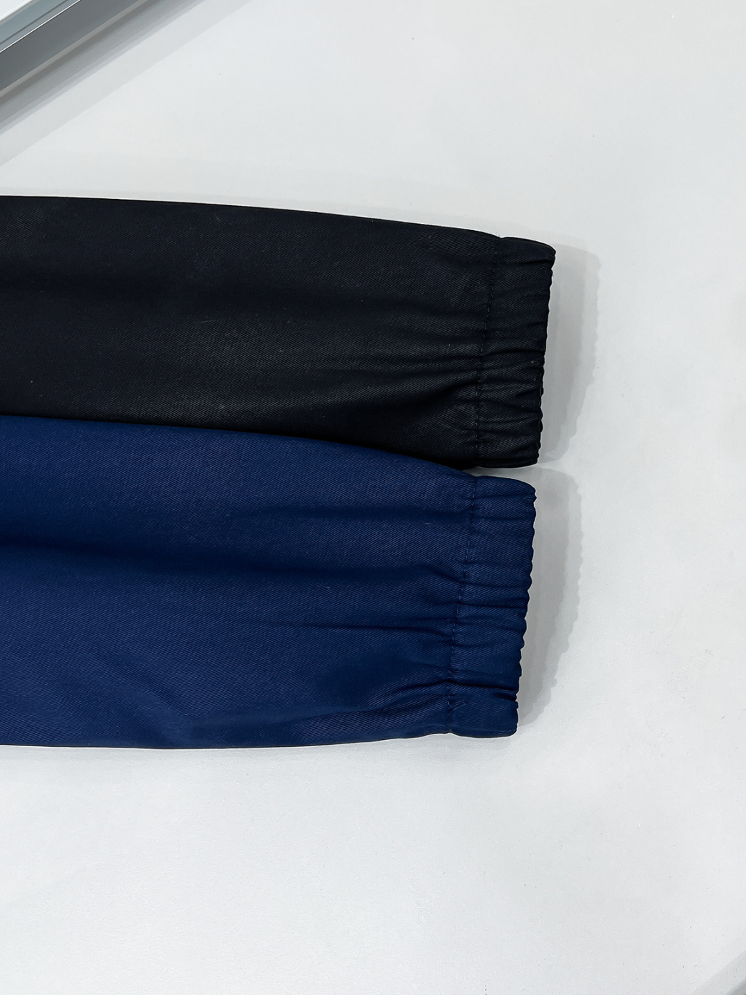 合照细节 经典与创新的碰撞，Kiton翻领夹克外套Kiton夹克的独特设计和高品质，使穿着者在人群中更加