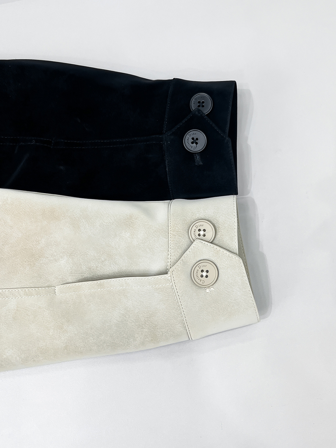 合照细节 Dr.25FW新款CD字母压纹图案麂皮绒夹克，男士高端都市风尚翻领外套。私密性质的渠道货再次来