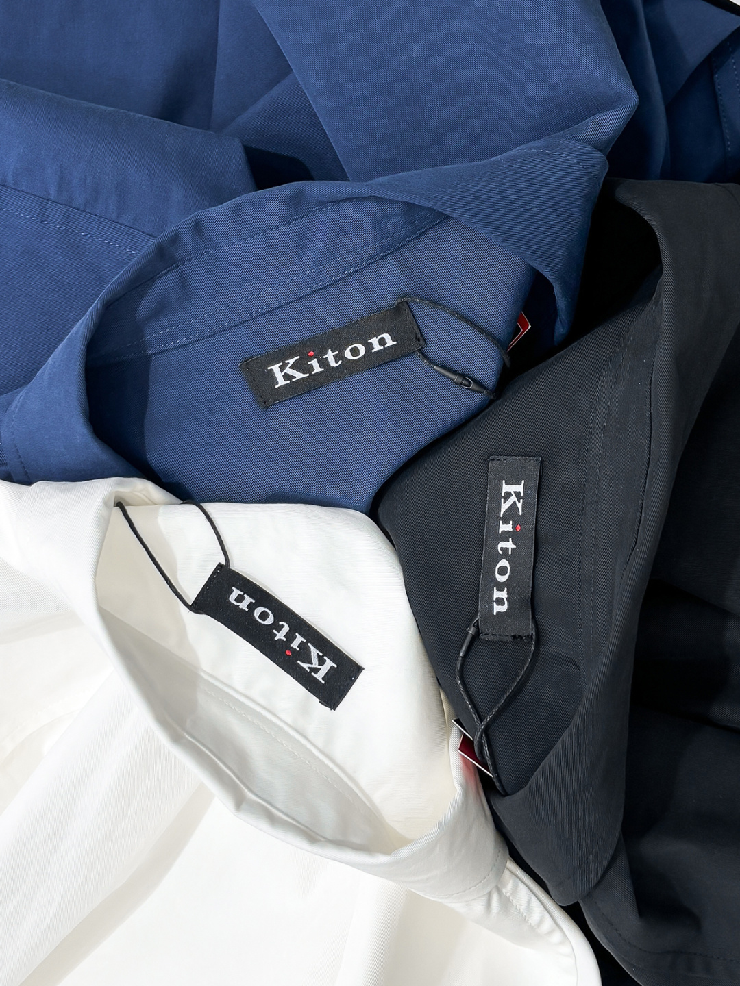 组合图 kiton男士商务休闲长袖衬衫.官方同步系列！经典型风格的时装，在面料选取和工艺方面都相当考究，