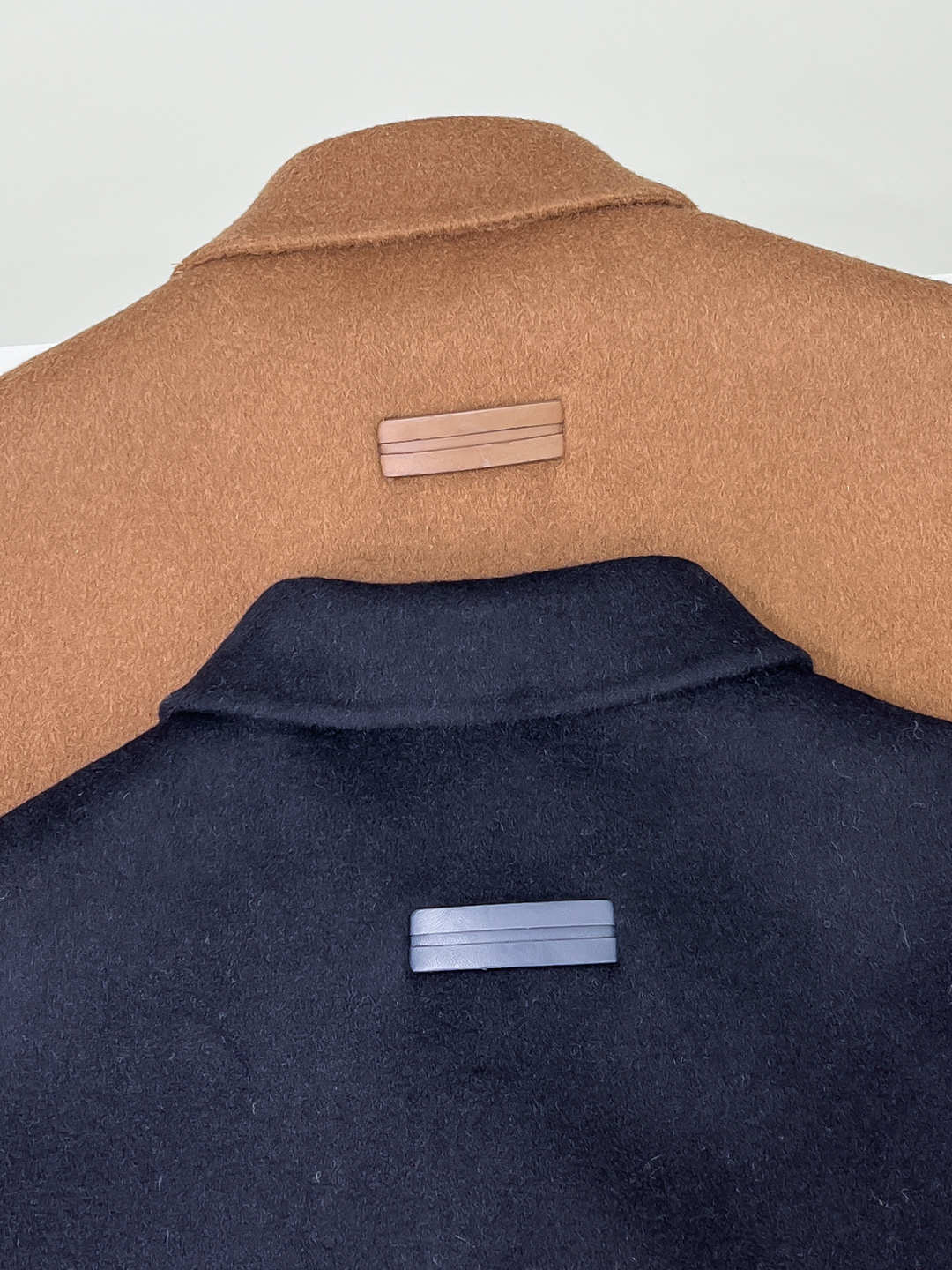 组合图 （纯手工）高端男士必备单品纯手工呢羊绒羊毛大衣.每一件都是纯手工缝制而成.内里无缝—带包装关于款