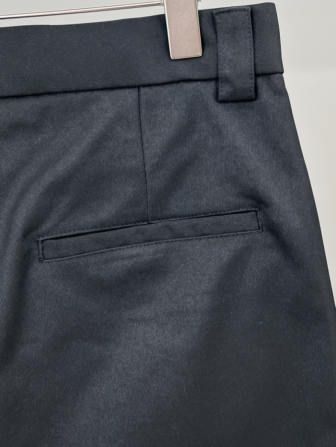 P家25秋冬 男士精品休闲裤.意大利🇮🇹进口面料，最新款上身版型无敌正!绝对可以闭眼收的一款此款裤子非常