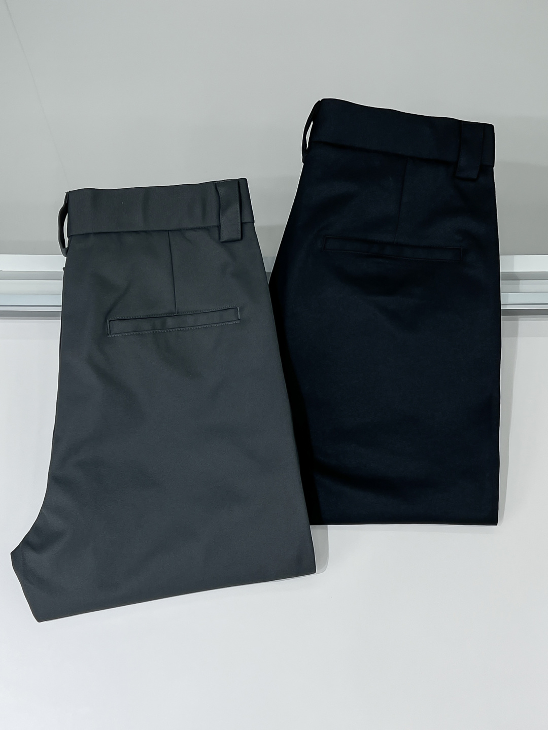 组合图 P家25秋冬 男士精品休闲裤.意大利🇮🇹进口面料，最新款上身版型无敌正!绝对可以闭眼收的一款此款