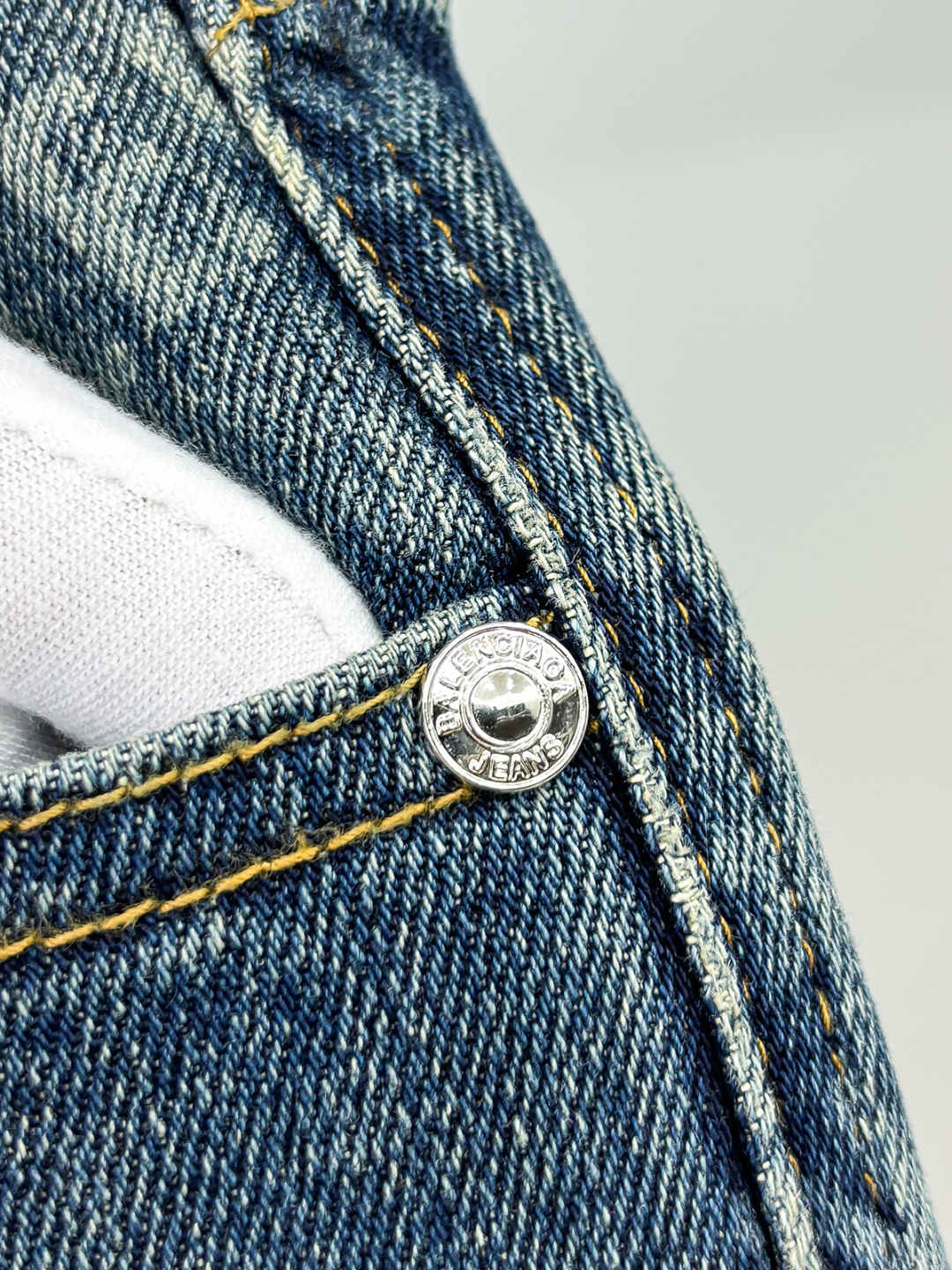 BL巴黎25 年原单男士时装休闲丹宁牛仔裤，香港洋行渠道货，高端日本代工出品，重磅白金级臻品，专柜同渠道