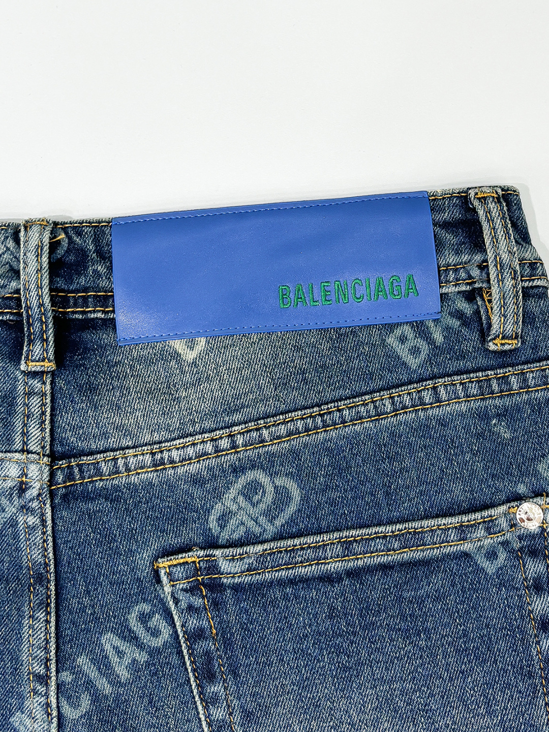 铺拍细节 BL巴黎25 年原单男士时装休闲丹宁牛仔裤，香港洋行渠道货，高端日本代工出品，重磅白金级臻品，