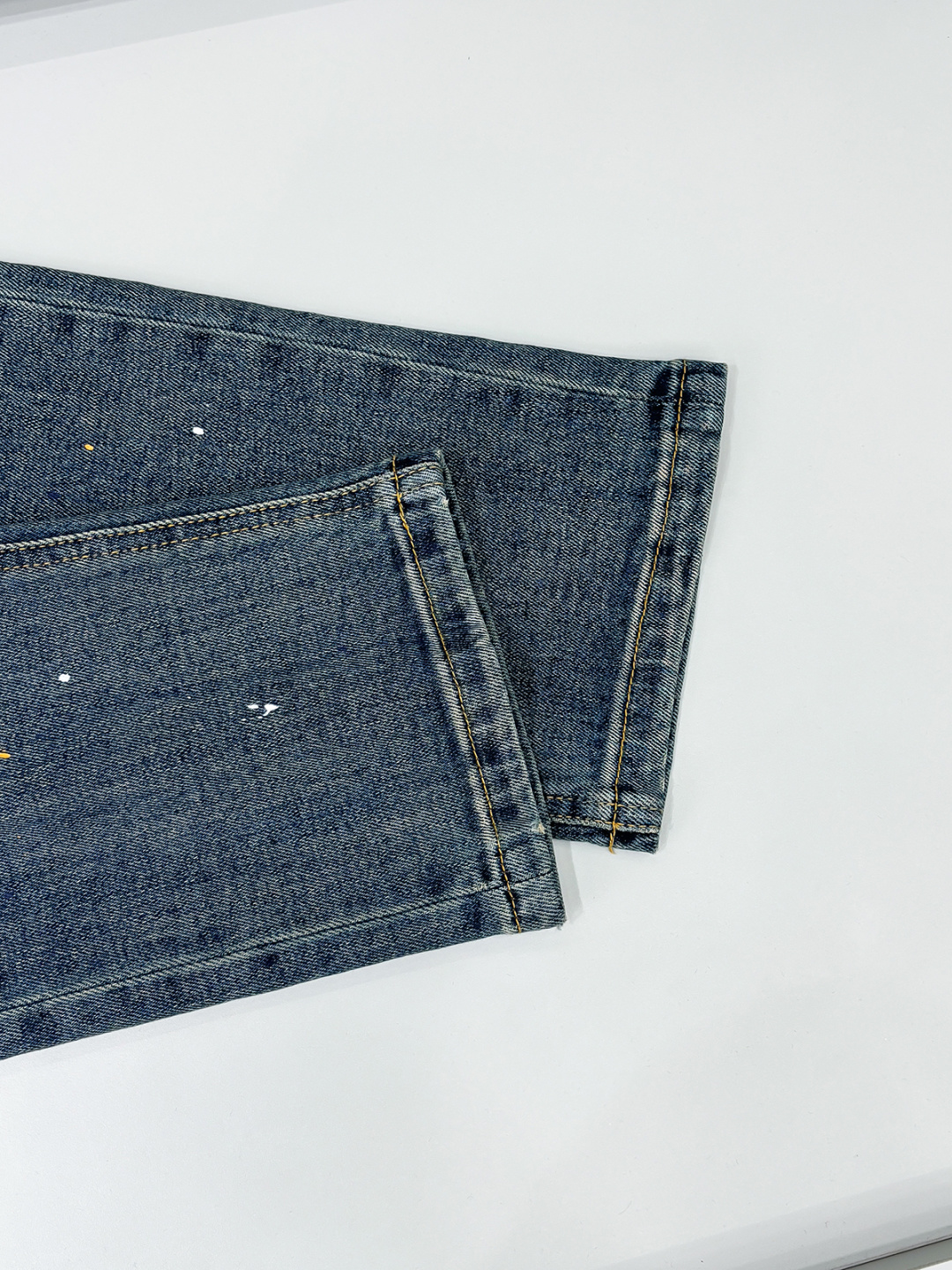 铺拍细节 LVE 25 年原单男士时装休闲丹宁牛仔裤，香港洋行渠道货，高端日本代工出品，重磅白金级臻品，