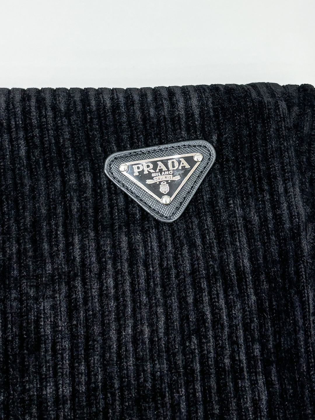 2025最新贸易订单灯芯绒休闲裤！全品相！！定制专属灯芯绒面料剪裁！上身舒适透气，不僵硬，整体有着丰富的