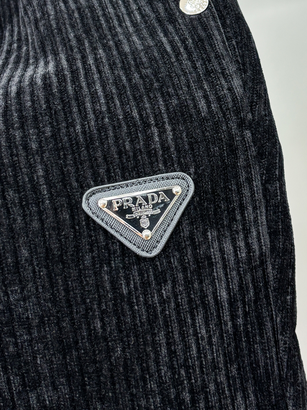 2025最新贸易订单灯芯绒休闲裤！全品相！！定制专属灯芯绒面料剪裁！上身舒适透气，不僵硬，整体有着丰富的