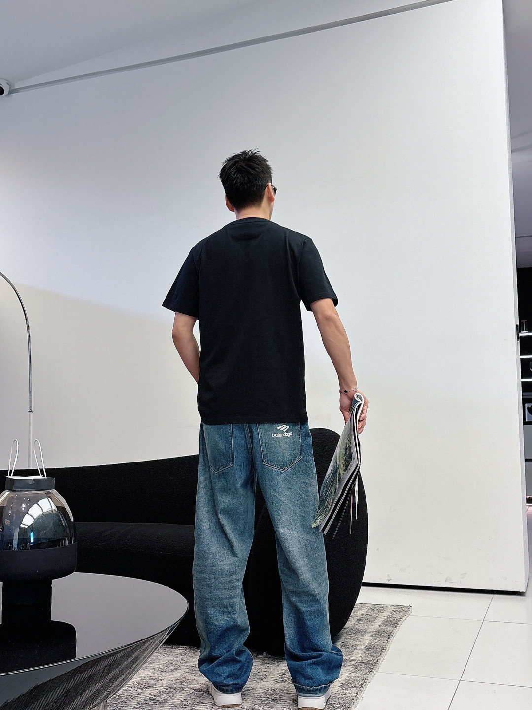 2026SS 新品Di 双层工艺印花➕刺绣 迸发街头风格与奢华时尚的创意火花。圆领印花➕刺绣标识棉质短袖