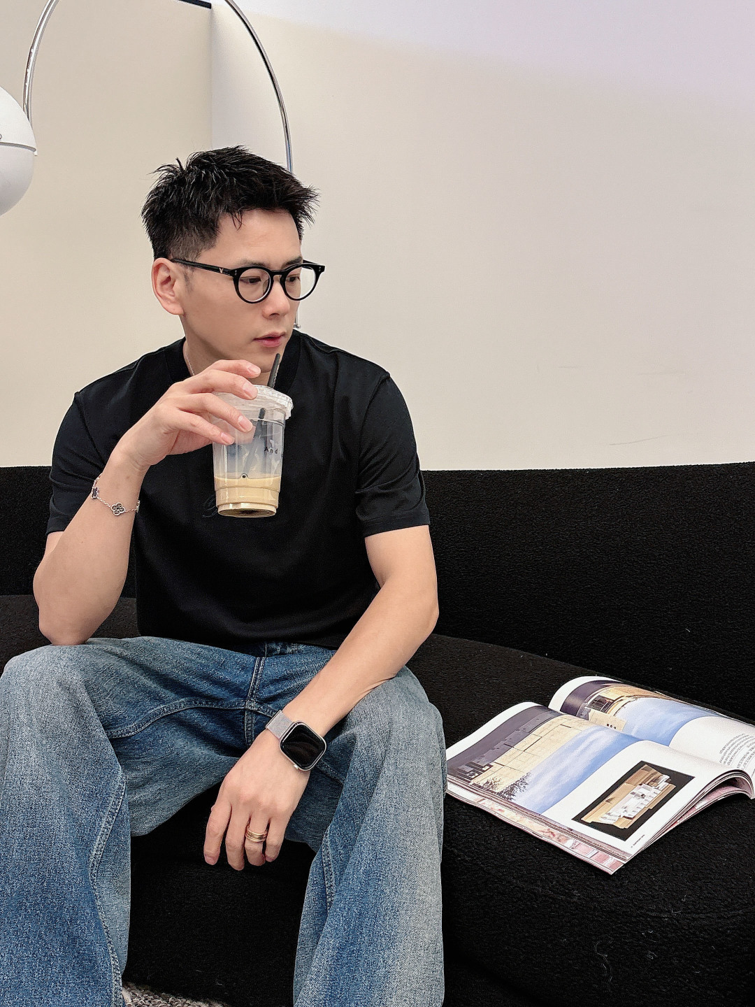 2026SS 新品 BUR春夏手工贴布绣加高密度包边刺绣圆领短袖最新款短袖采用传承的手工贴布绣，包边绣是