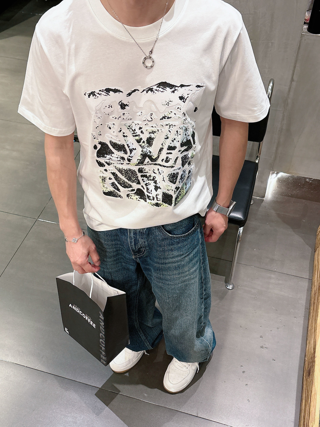 高版本注意细节（背后有龟背）Louis Vu滑雪⛷️系列‼️短袖T恤®🖤LV2026滑雪系列T恤，定制面