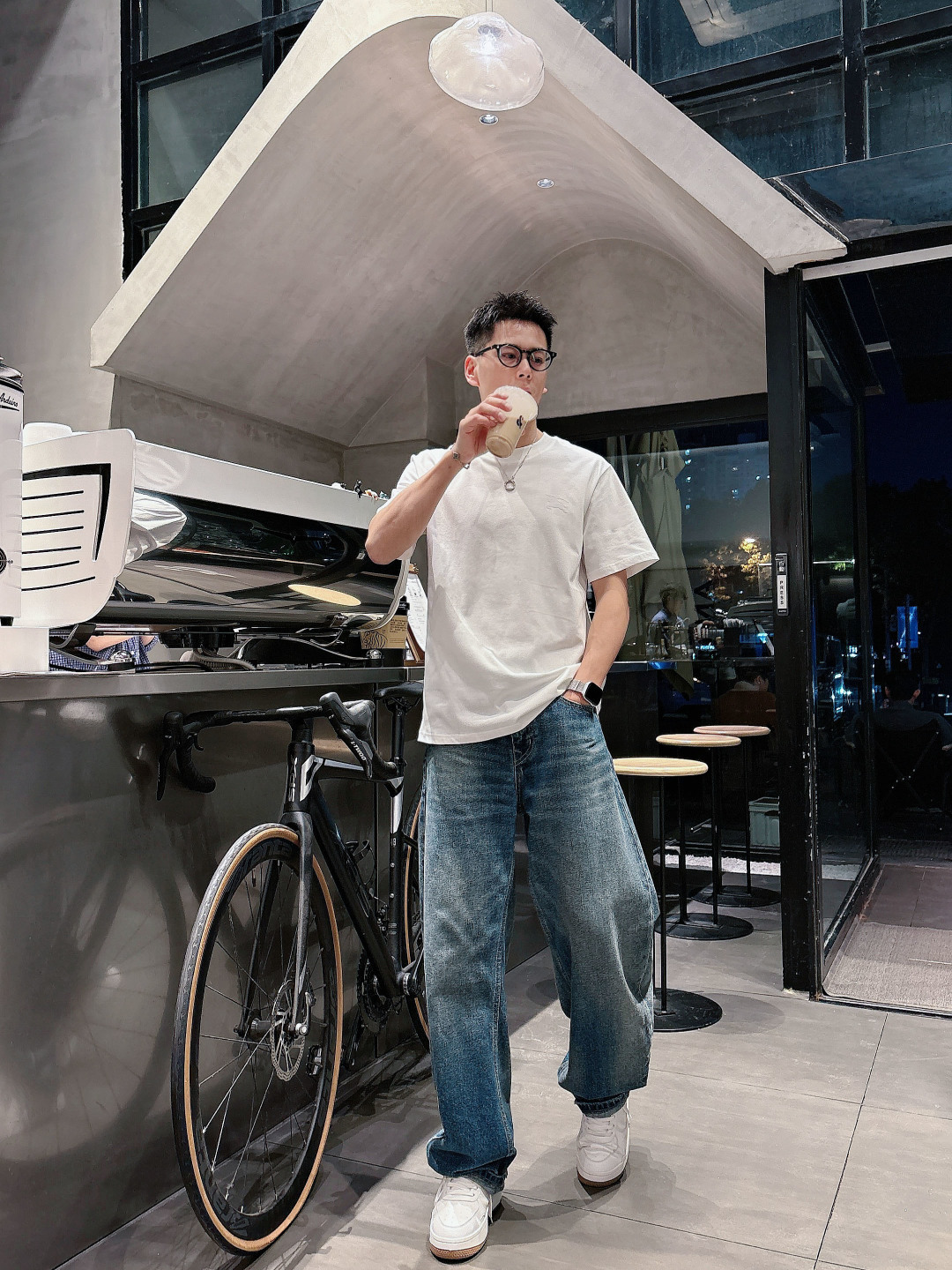 Bu 2026 SS新品.时尚休闲圆领短袖.专柜同步有售，进口面料，工艺极度复杂，视觉相当雅致时髦，高贵