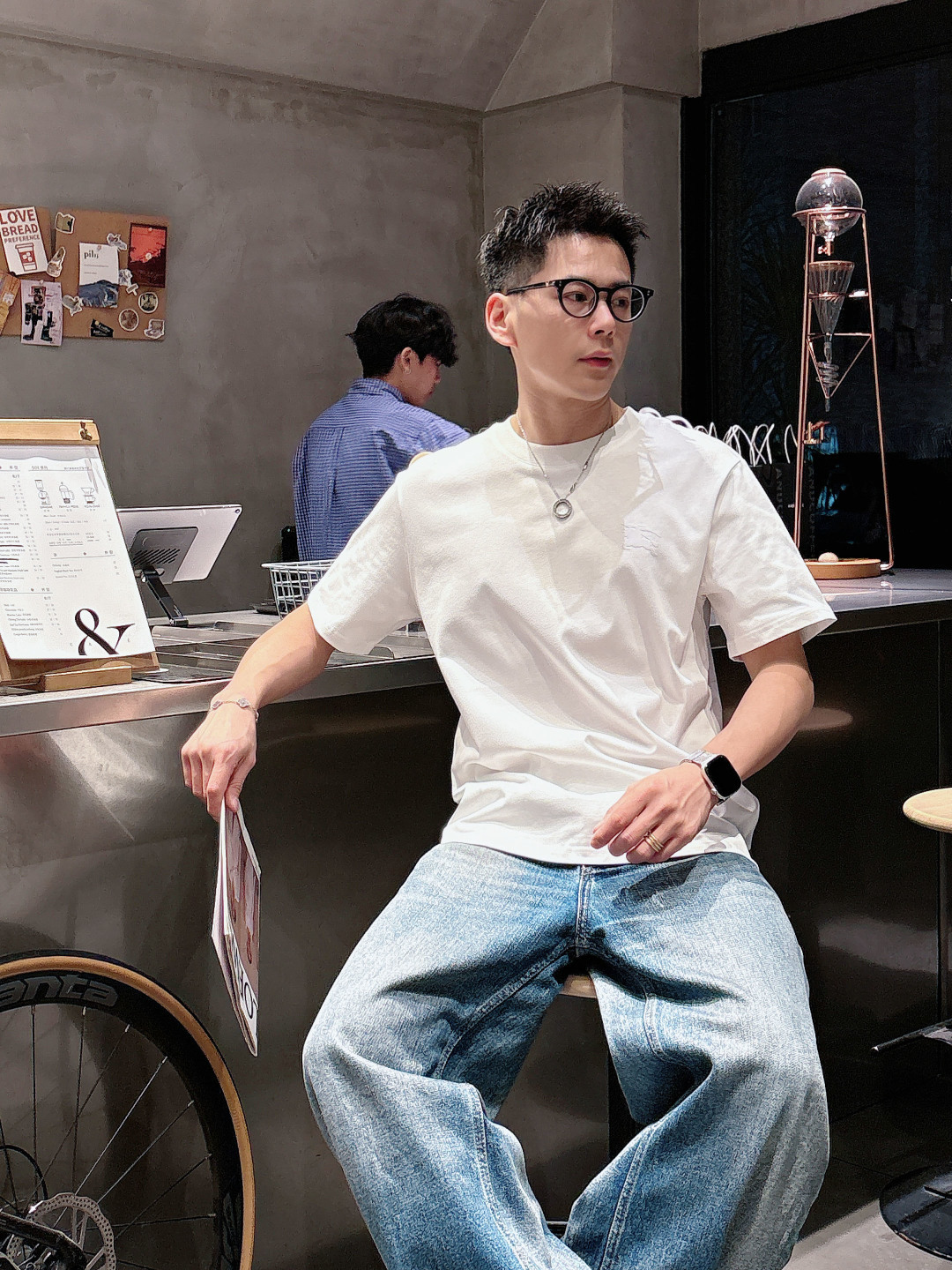 Bu 2026 SS新品.时尚休闲圆领短袖.专柜同步有售，进口面料，工艺极度复杂，视觉相当雅致时髦，高贵