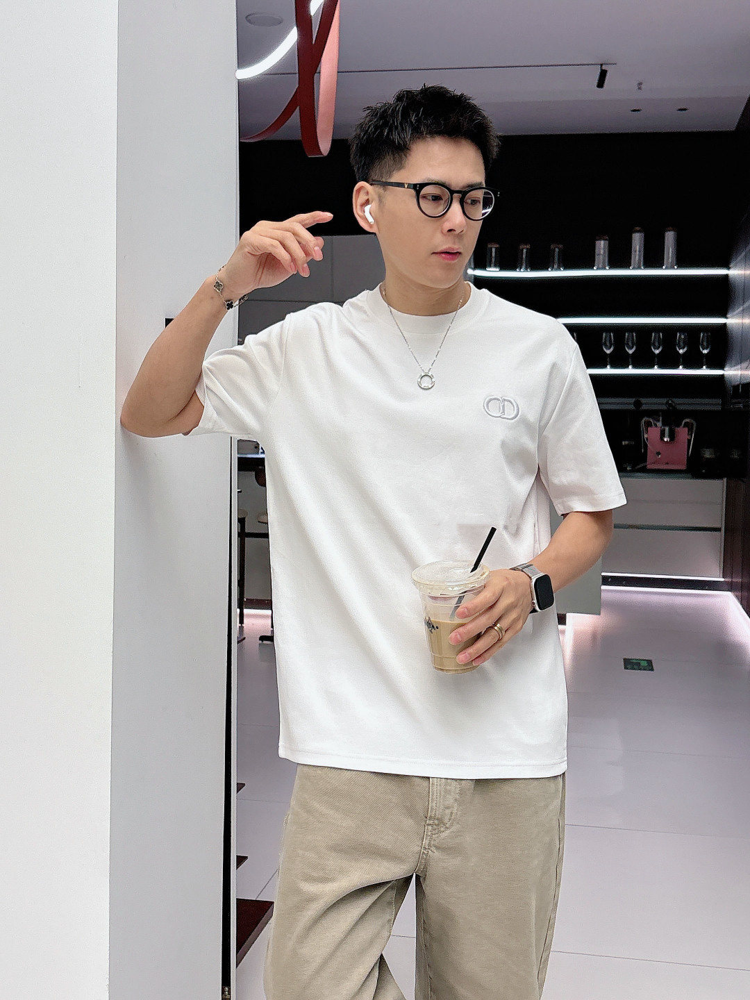 2026ss新品 CD字母经典小刺绣🪡Logo标识精致升级，灵感源自八十年代复古原版面料 官方同款 短袖