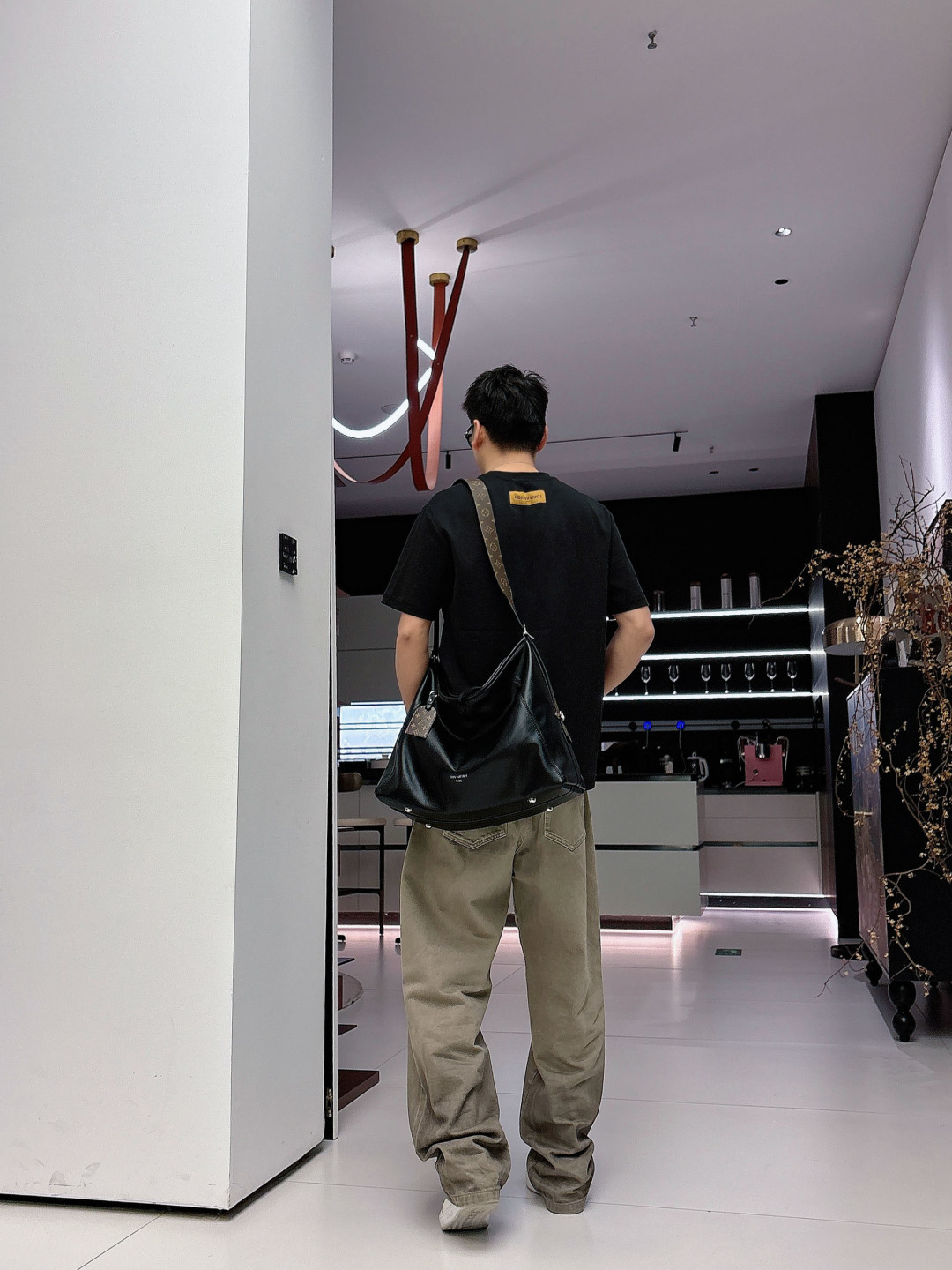 LV 2026ss新品 春夏新款男女同款👫短袖T恤，专柜同步发售！定制专属面料，定制原版工艺螺纹，胸前重