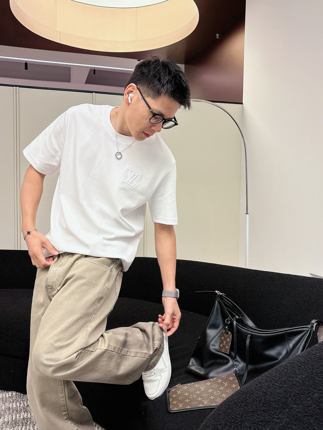 LV 2026ss新品 春夏新款男女同款👫短袖T恤，专柜同步发售！定制专属面料，定制原版工艺螺纹，胸前重