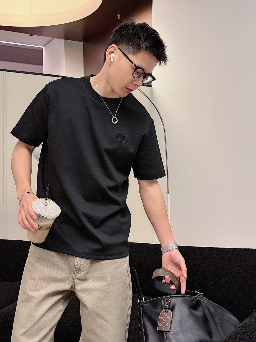 2026ss新品 CD字母经典小刺绣🪡Logo标识精致升级，灵感源自八十年代复古原版面料 官方同款 短袖