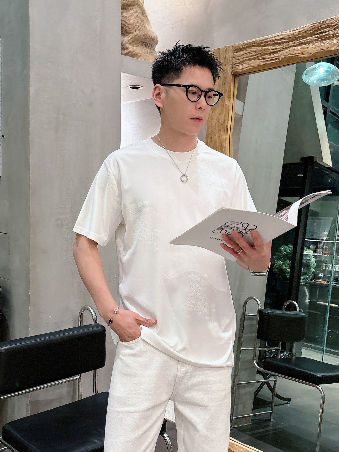 2026ss新品 Burber 春夏新款短袖T恤，高端限量系列，原单狠货，定制面料很吸引眼球 视觉方面相